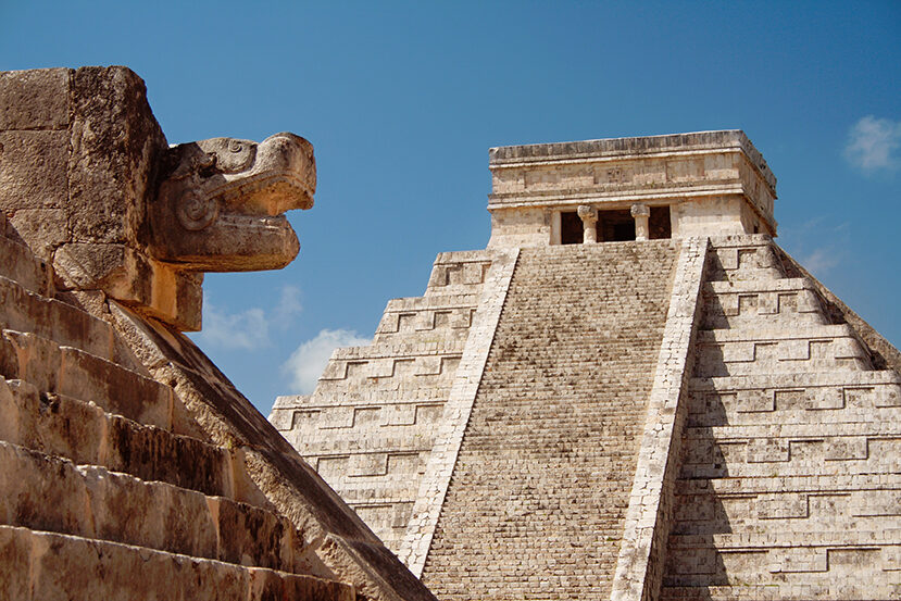 Chicen Itza Deluxe ruins