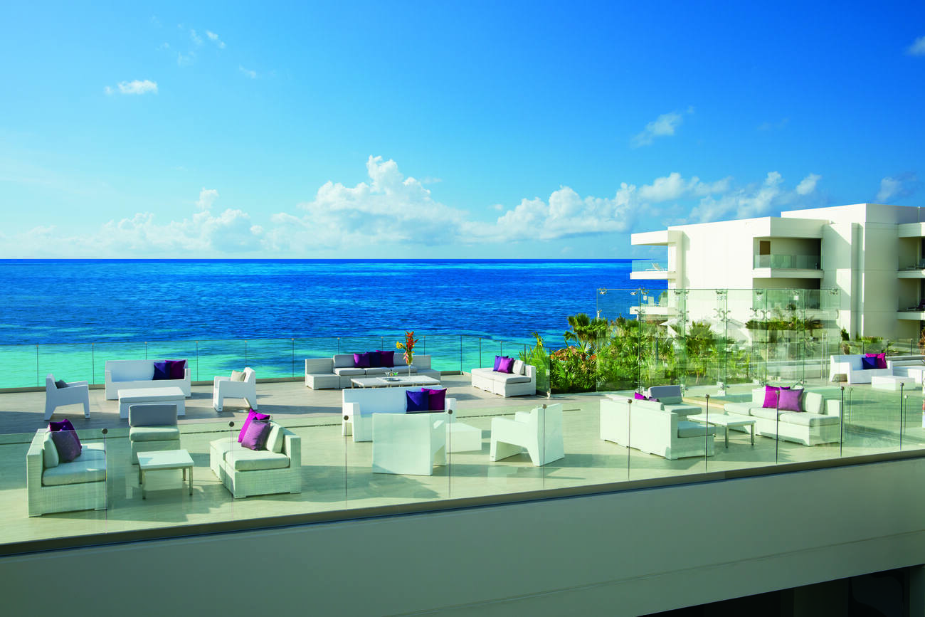 Balcony lounge area with ocean view
