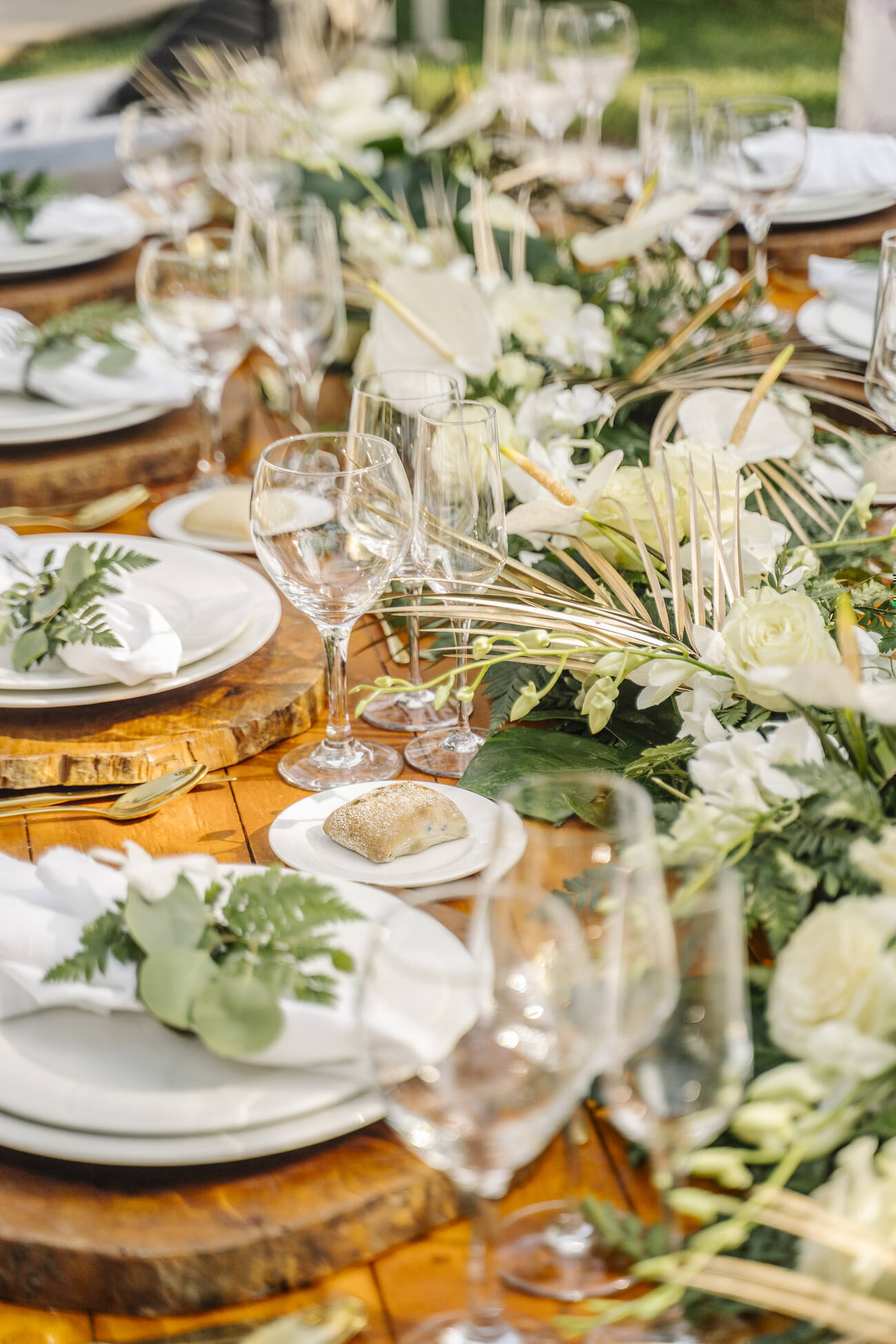 Dining table with glasses and pastries