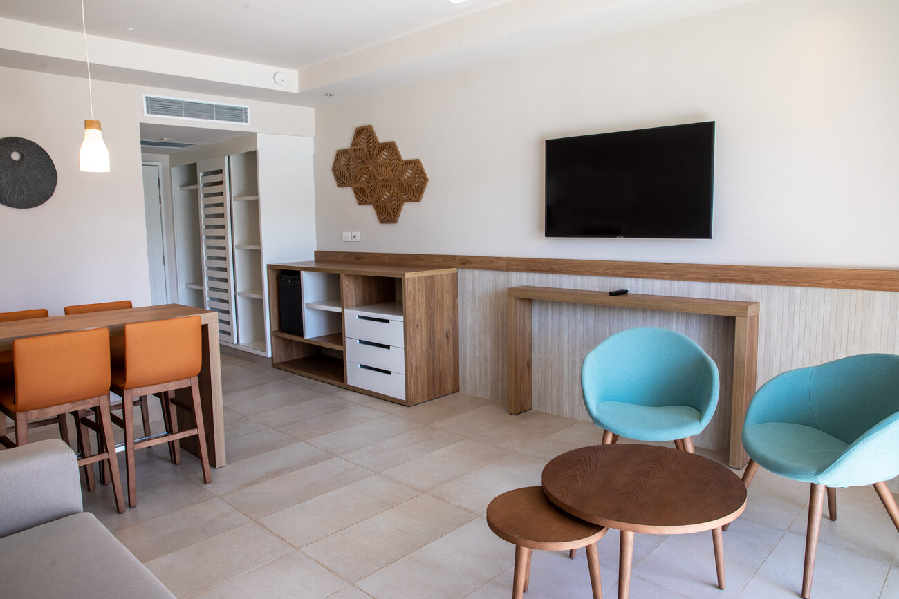 Seating area in hotel room 