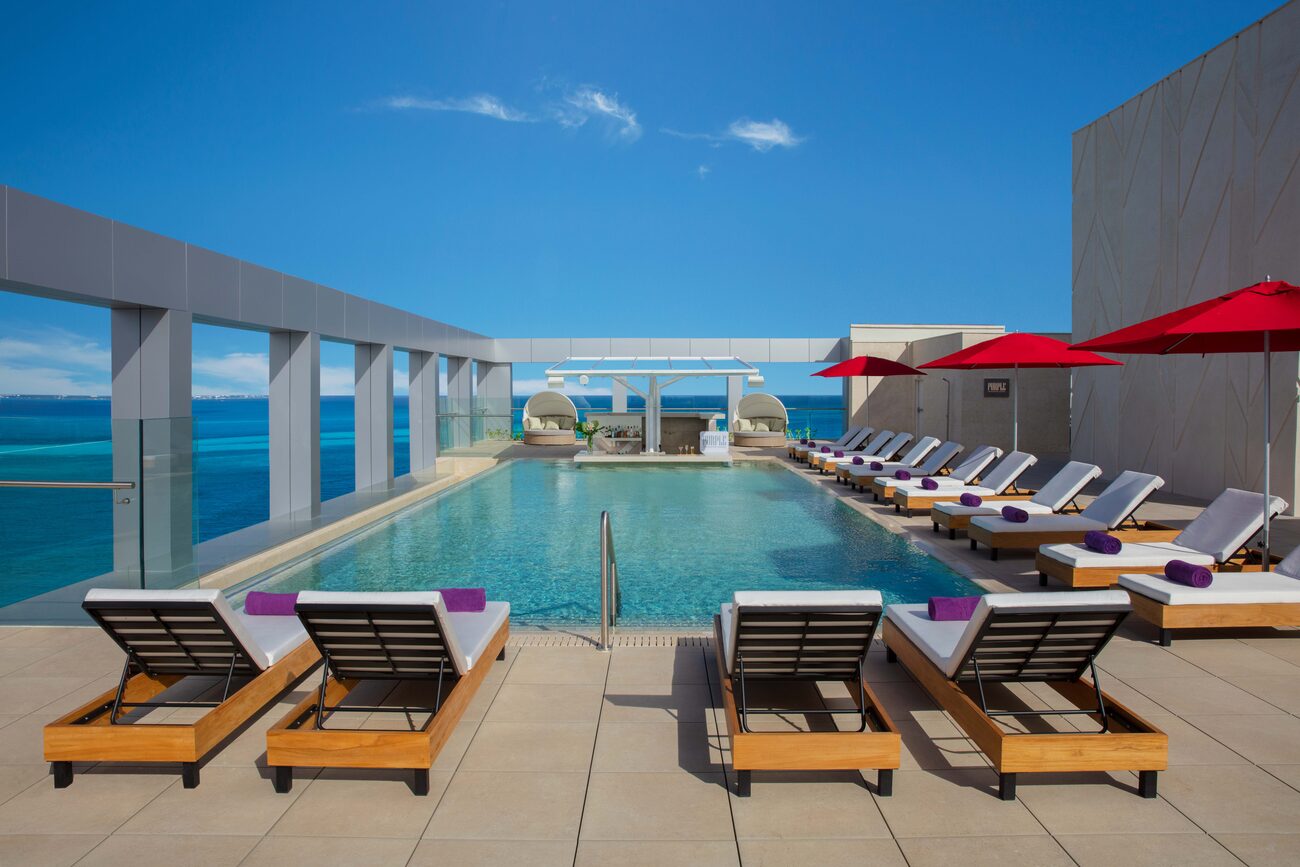 View of pool that overlooks the ocean