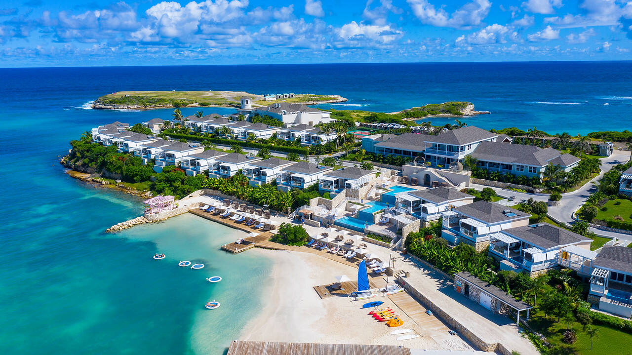 Hammock Cove, Antigua View of islands and water