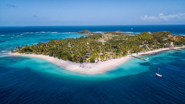 Palm Island Resort & Spa Ariel view of island